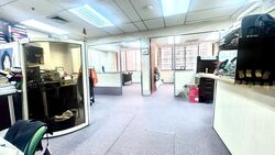 International Plaza (D2), Office #461390261